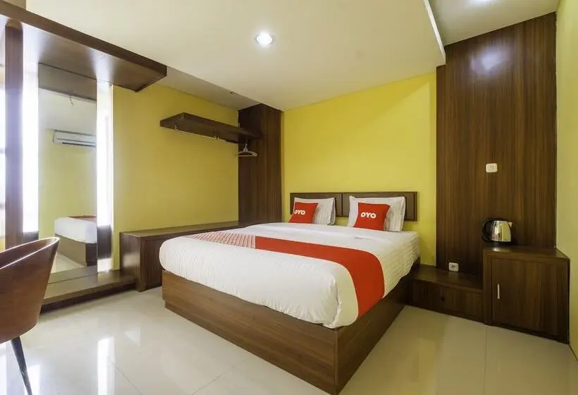 Deluxe-huone, Capital O 1973 Guest House Toserba Selamat Syariah Pelabuhan Ratu