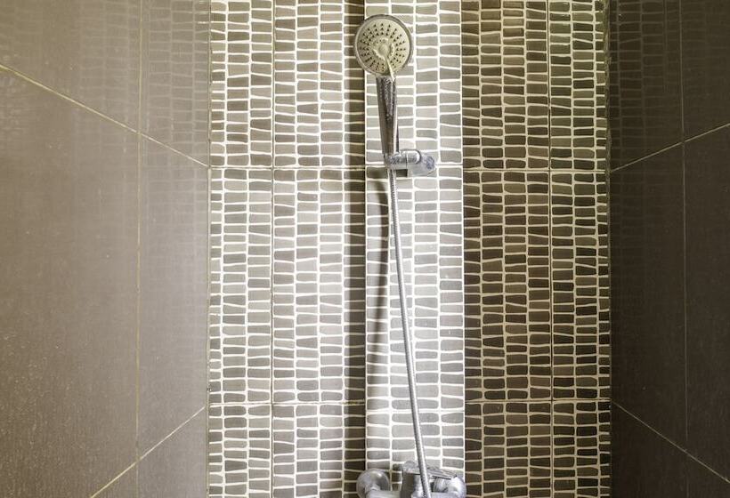 디럭스 스위트, Capital O 1973 Guest House Toserba Selamat Syariah Pelabuhan Ratu