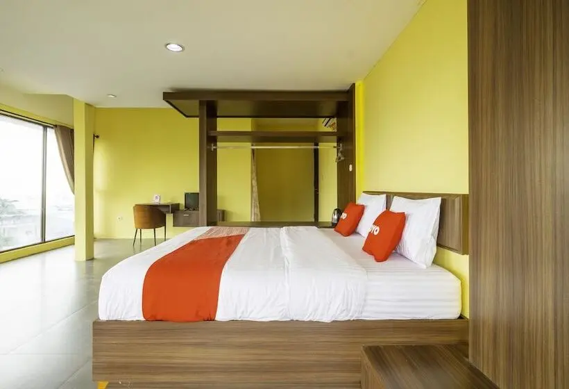 Deluxe-sviitti, Capital O 1973 Guest House Toserba Selamat Syariah Pelabuhan Ratu