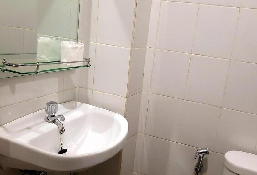 غرفة ديلوكس سرير كينج, Cozy Stay Kupang