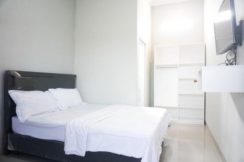 Номер Стандарт, Reddoorz Syariah At Berlian Homestay Wirobrajan