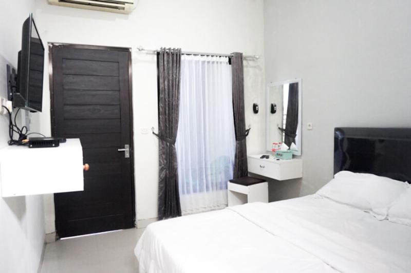 Номер Стандарт, Reddoorz Syariah At Berlian Homestay Wirobrajan