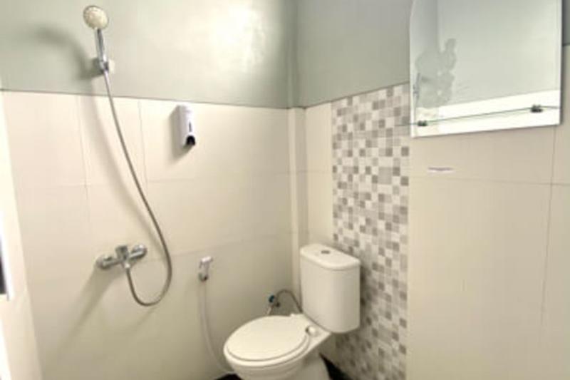 Номер Стандарт, Reddoorz Syariah At Berlian Homestay Wirobrajan