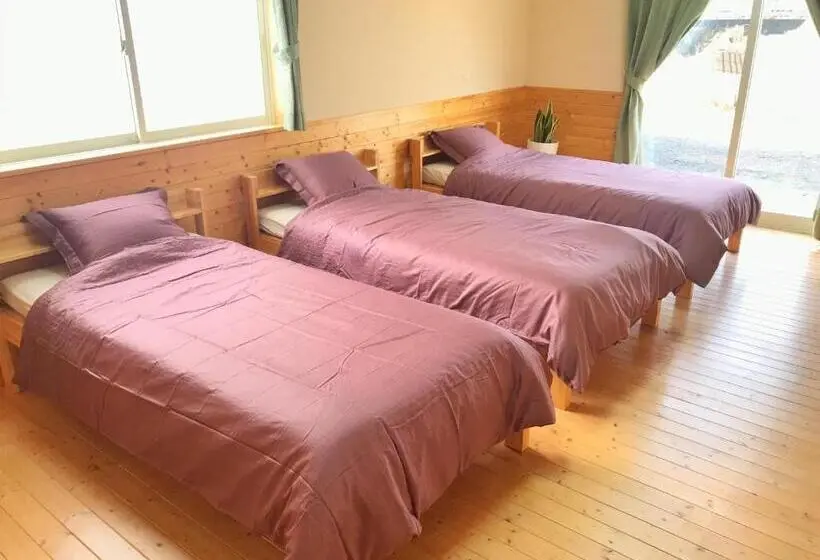 スタンダードトリプルルーム, Hibari Guesthouse