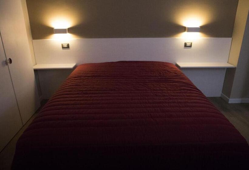 اتاق استاندارد, Tre Fontane