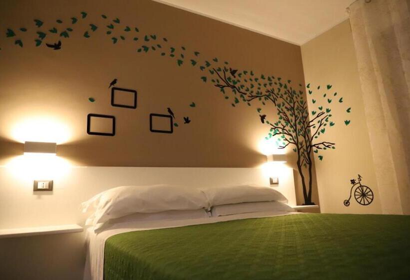 اتاق استاندارد با تراس, Tre Fontane