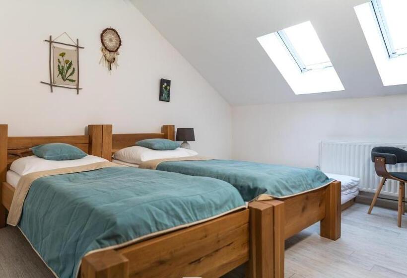 스탠다드 트리플 룸, Burina Residence