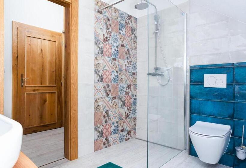 침실 1개 아파트, Burina Residence