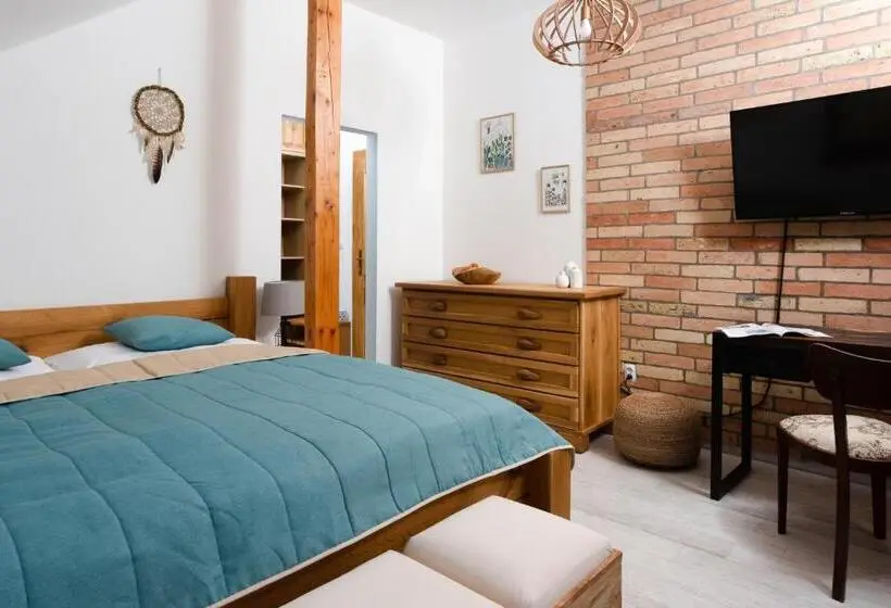 ２ベッドルームアパートメント, Burina Residence