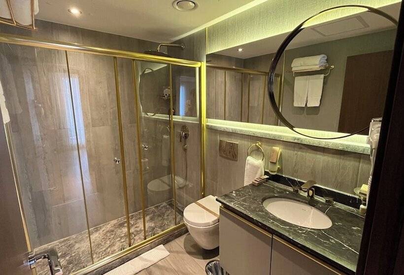 スイート（家族用）, Kings Cross Hotel Istanbul