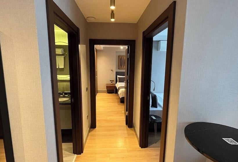 سوییت خانوادگی, Kings Cross Hotel Istanbul