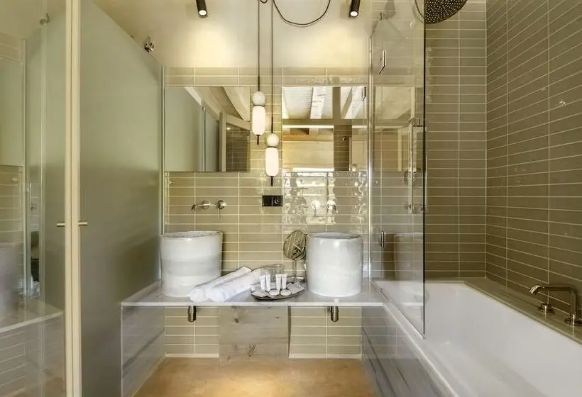 ファミリールーム, Torre Del Marqués Hotel Spa & Winery   Small Luxury Hotels
