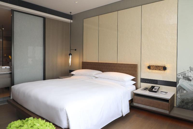 Номер бизнес-класса, Wuhan Marriott Hotel Hankou