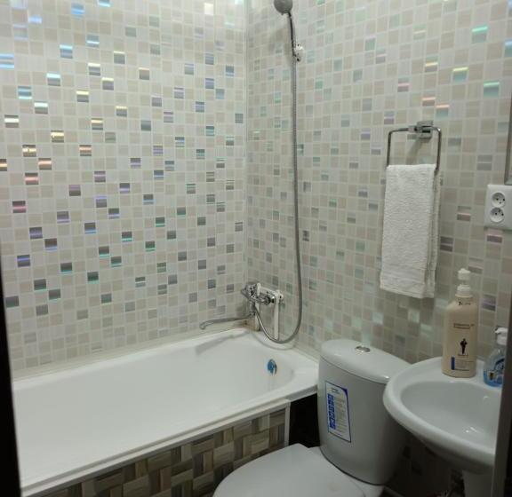 デラックスファミリールーム, Uzbegim Family Guest House