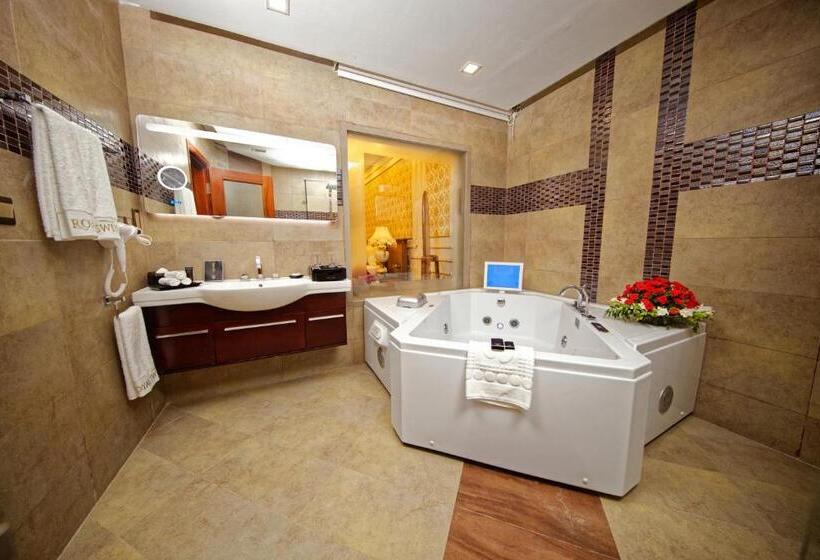 Presidential Suite, Royal Swiss Lahore