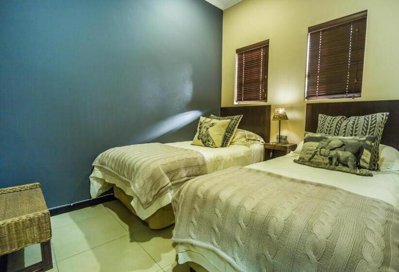 Familie Suite, One On Hely