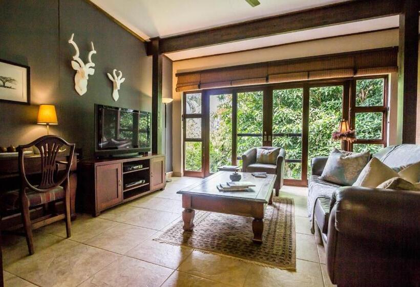 Familie Suite, One On Hely