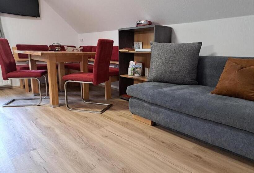 شقة غرفة واحدة, Biobauernhof Tonimörtl