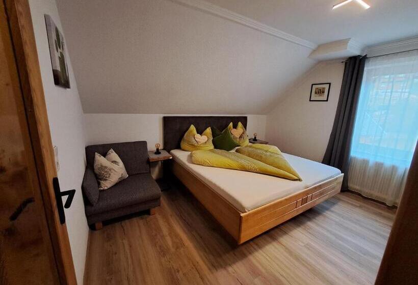 شقة غرفة واحدة, Biobauernhof Tonimörtl