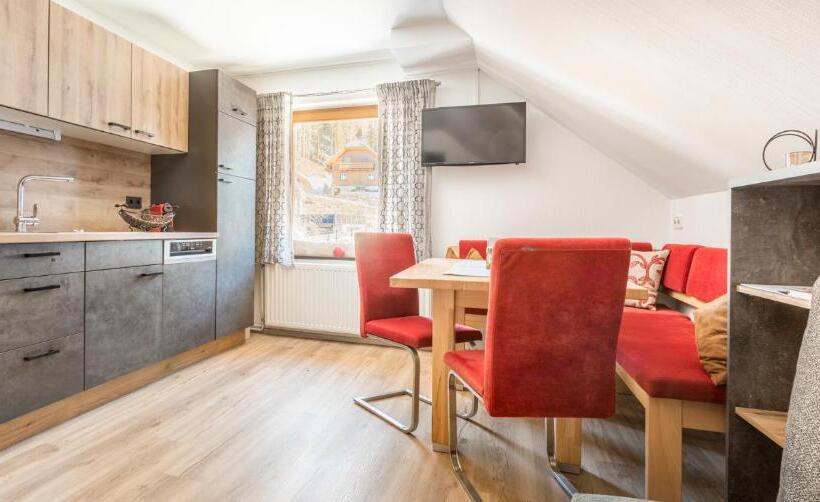 شقة غرفة واحدة, Biobauernhof Tonimörtl