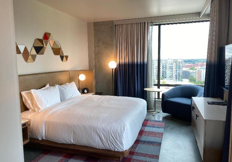 חדר סטנדרט עם מיטת קווין, Hyatt Centric Downtown Portland