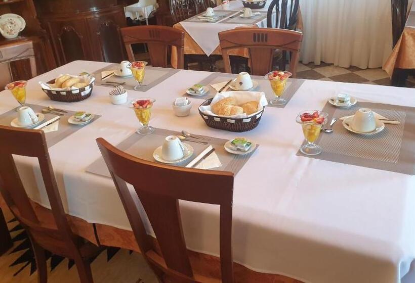 ファミリールーム, Casa Marques