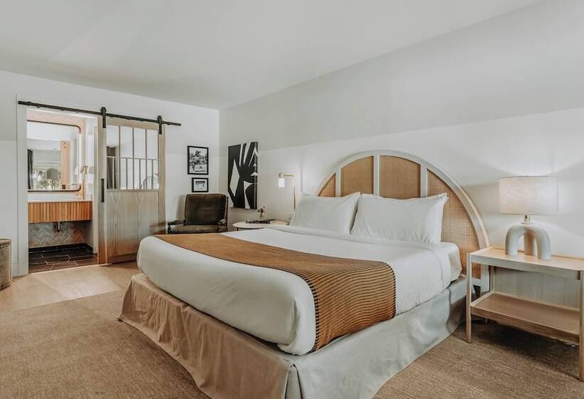 غرفة قياسية سرير كينج, Gulf Hills Hotel & Resort