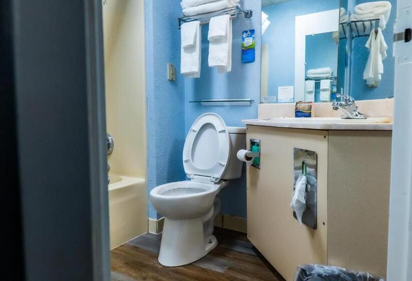 غرفة قياسية سرير كينج, Baymont By Wyndham London Ky