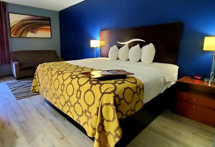 غرفة قياسية سرير كينج لذوى الإحتياجات الخاصة, Baymont By Wyndham London Ky