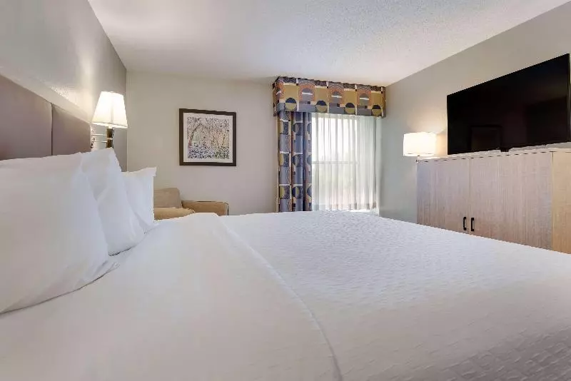 キングサイズベッドのスイートルーム, Best Western Batesville