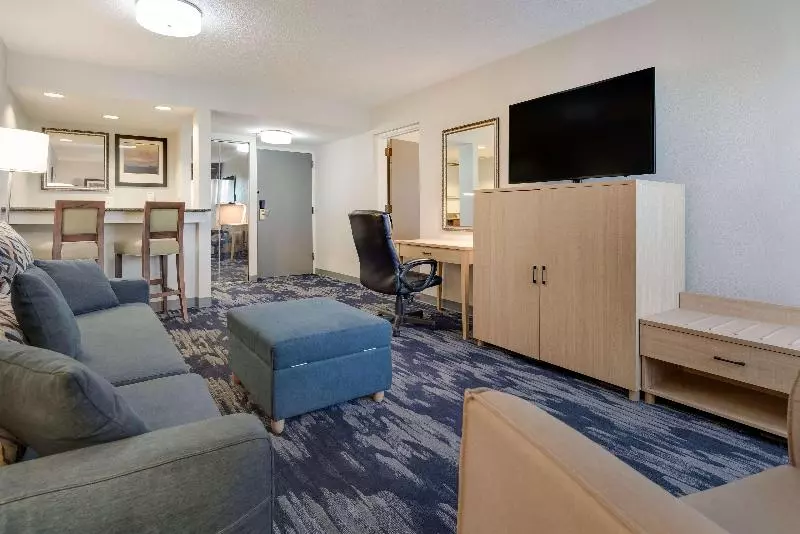 キングサイズベッドのスイートルーム, Best Western Batesville