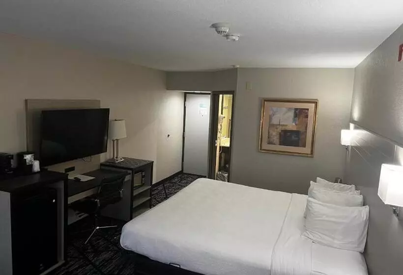 キングサイズベッドのスタンダードルーム, Baymont By Wyndham Monroe Ohio