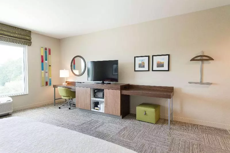 身障者適用スタンダードルーム, Days Inn By Wyndham Englewood Dayton Airport