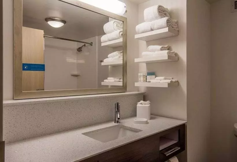 ２ダブルベッドのスタンダードルーム, Hampton Inn & Suites Jackson Coliseum