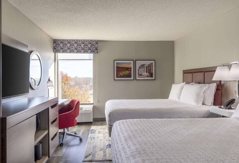 غرفه قياسيه سريرين مزدوجين, Hampton Inn Athens