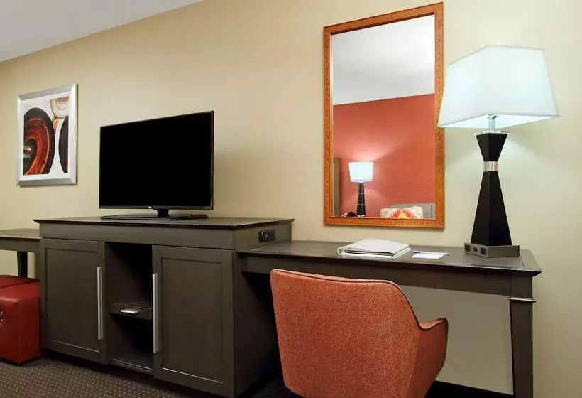 スタンダードルーム, Hampton Inn Columbusairport