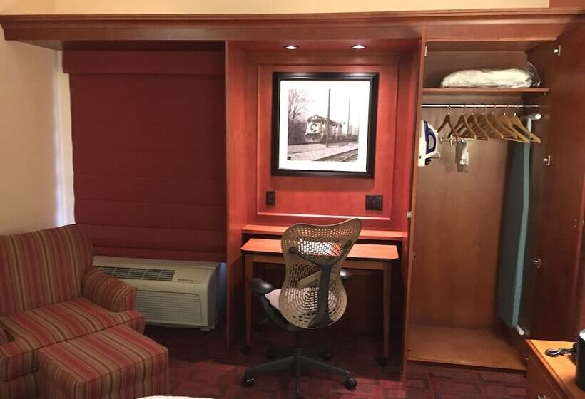 Standard Room, Hampton Inn Joliet  I80