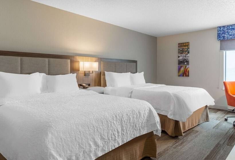 带2个双人床的标准工作室, Hampton Inn Lacrosse/onalaska