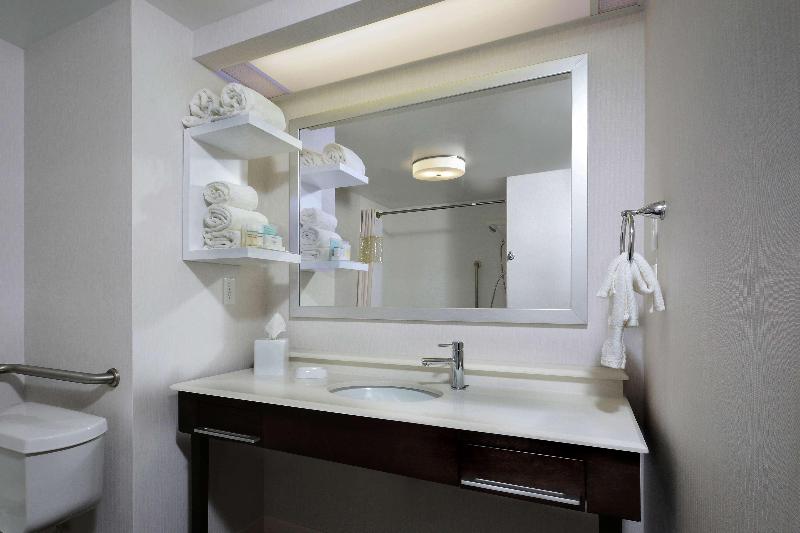 Стандартный Номер Кровать Кинг, Hampton Inn Martinsville