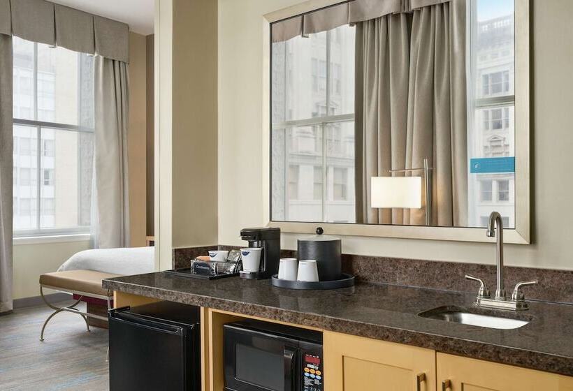استودیو استاندارد با تخت کینگ, Hampton Inn & Suites New Orleans Downtown