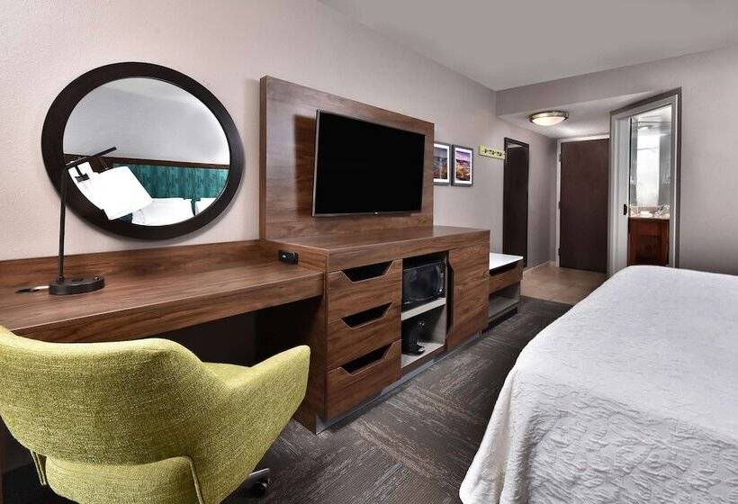 Стандартный Номер Кровать Кинг, Hampton Inn Princeton