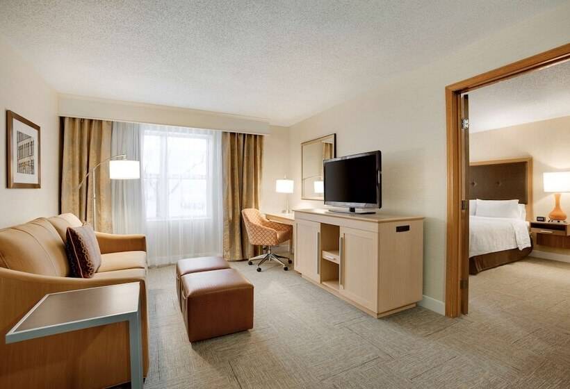 스위트, Hampton Inn & Suites Cleveland/independence