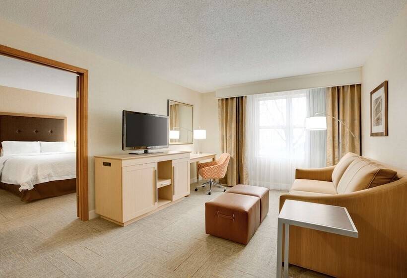 Люкс, Hampton Inn & Suites Cleveland/independence