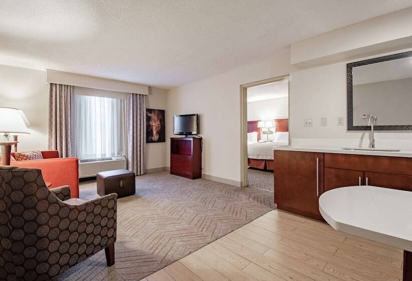 스위트, Hampton Inn & Suites Williamsburgrichmond Rd