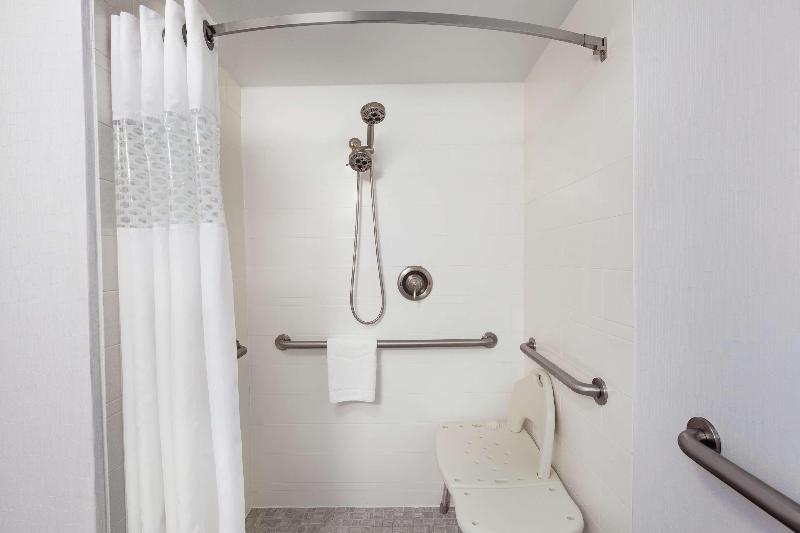 غرفة قياسية, Hampton Inn Waycross