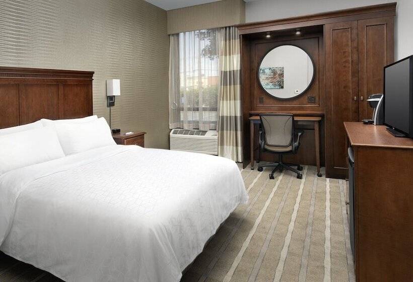 غرفة قياسية لذوى الاحتياجات الخاصة, Holiday Inn Express Boston North Woburn, An Ihg