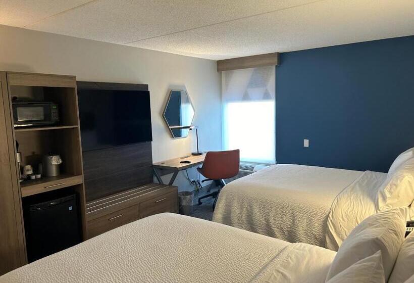 带2个双人床的标准工作室, Holiday Inn Express Crestwood, An Ihg