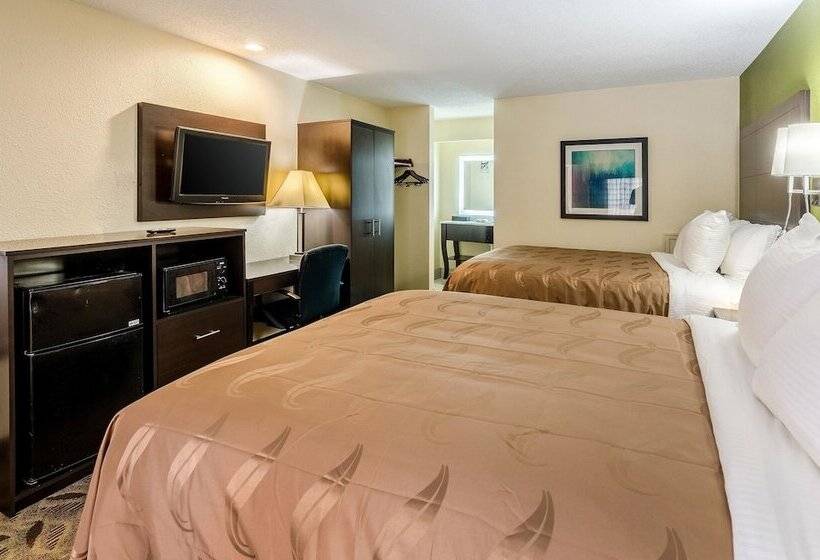 스탠다드 룸 더블 침대 2개, Quality Inn Tanglewood