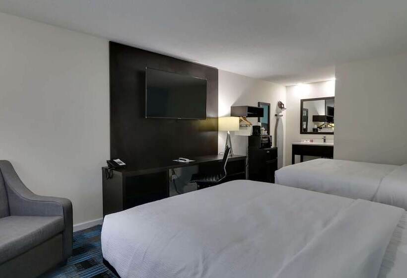 غرفه قياسيه سريرين مزدوجين, Travelodge By Wyndham Calhoun South I75