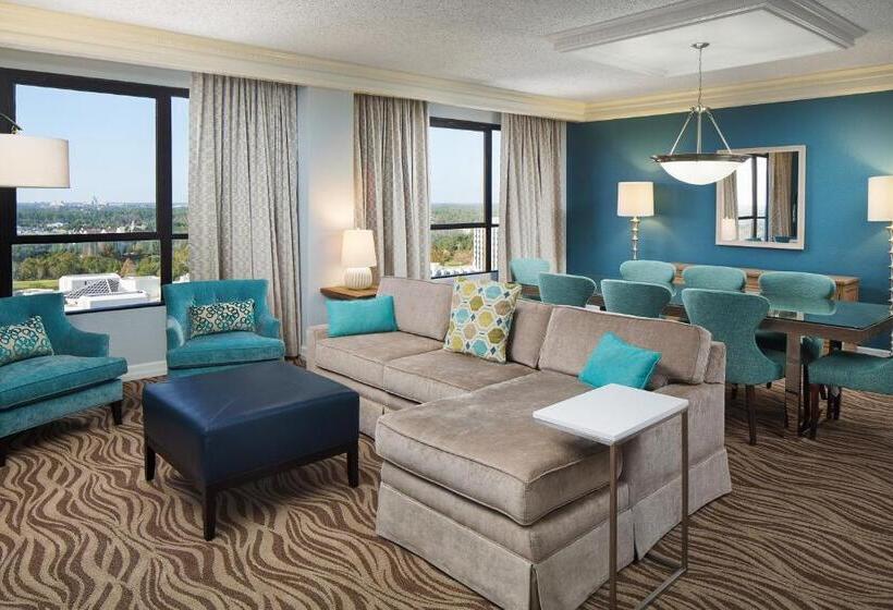 Люкс, Wyndham Lake Buena Vista Resort Disney Springs® Resort Area